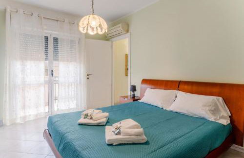 GuestHost - La Spezia Proffiano District Roomy Flat - Photo 7