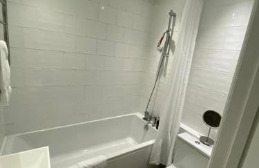 Vintage Shop 2 Bed & 2 Bath room Apa in Central London - Foto 3