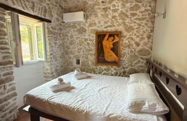 Art House Pagoi 3min from St George Beach - Photo 4