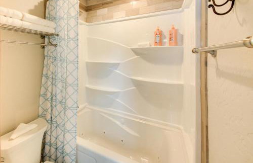 Expansive Group Lake House with Private Hot Tub! - Photo 29