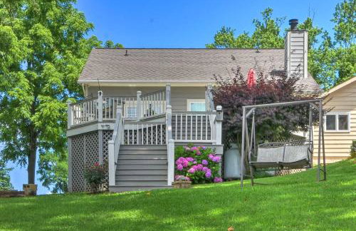 Lakefront Hiawassee Home with Boat Dock and Hot Tub! - Foto 3