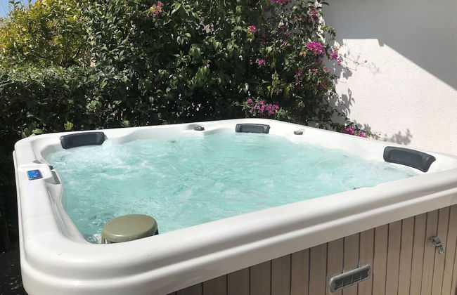 Elisa Seaside Luxury Suite Private hot Tub, Beach - Foto 1
