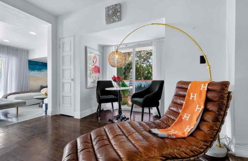 Villa 800 - 3 BEDROOM - 3 AND A HALF BATHROOMS -6 BEDS- Spa like Retreat Saline Pool & Jacuzzi - Foto 20