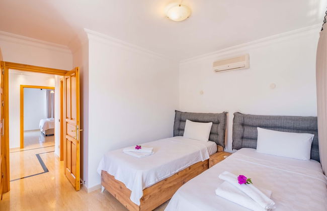 Fortuna Peninsula Apart - Photo 5