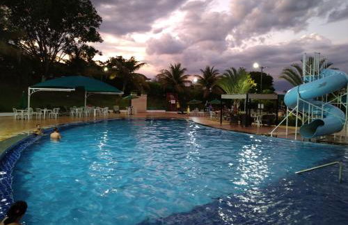 AP do LAGO, com Churrasqueira privativa , cozinha , internet no ap, rampa barco e jet, pesqueiro - B101 - Foto 14