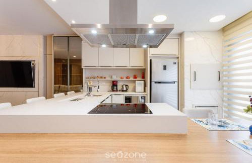 Apartment w/ Pool, 85m from beach in Jurerê PTJ203 - Photo 13