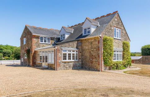 Rookley Farm Lodge Charming Manor Pool House with Heated Pool, Tennis Court & Gardens - Isle of Wight Rural Countryside Escape - Foto 57