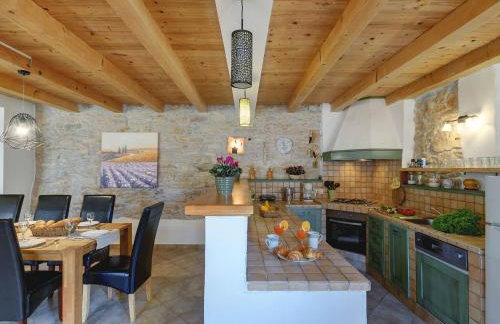 Villa in Batlug With Private Pool - Foto 12