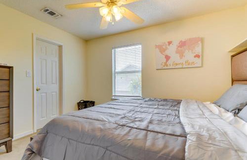 Mary Esther Home with Private Pool and Fireplace! - Foto 20