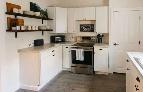 Beautiful Cape Cod House in Central Location - Foto 4