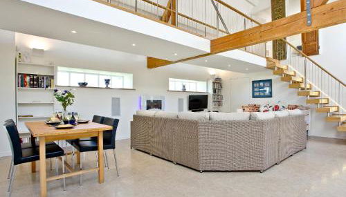 Antells Farm Barn - Photo 2