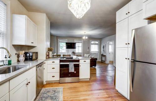 Victorian Manor on Main w 6 beds-10 mins to Lanc - Foto 4