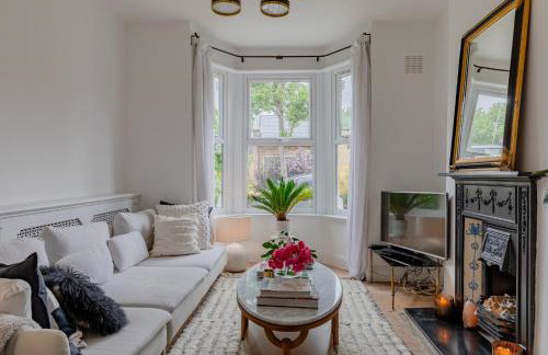 Luxuriously Curated 4BD Home Stoke Newington - Foto 21