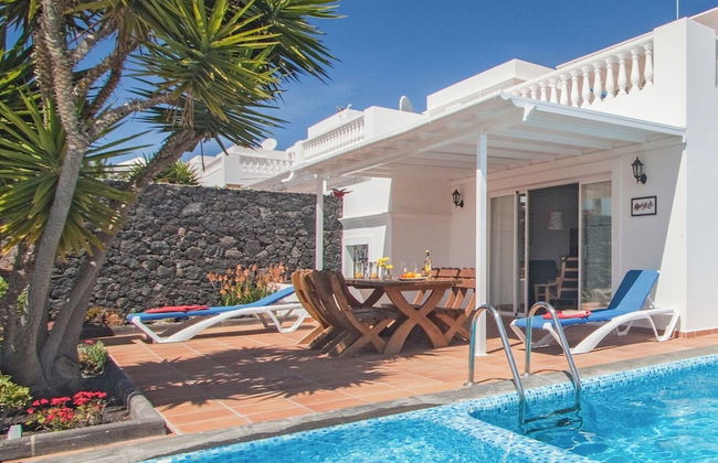 Villa Seajay - Photo 1