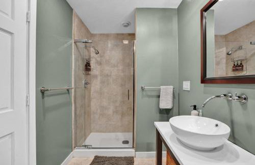 Lakefront Sunsets, Hot Tub, Pool Table, Kayaks - Foto 61