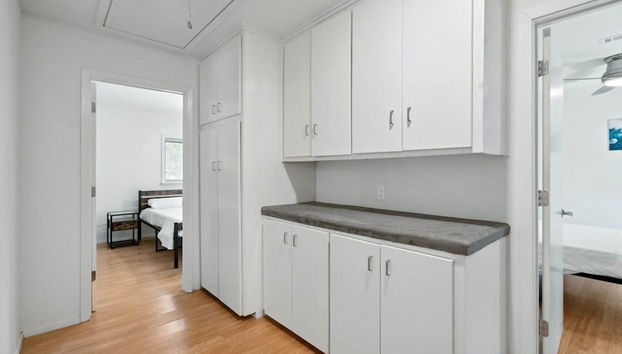 Quiet 4 Bedroom Home Located off Sola - Foto 5, Habitación