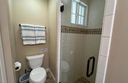 Gorgeous Pool Home 1/2 Mile Walk to Disney - Foto 14