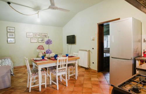 Rustic House near Lucca With Private Parking and Garden! - Foto 2