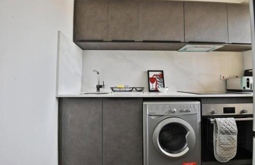 Central Cardiff Retreat 2Bed Apartment with Balcony and Parking - Foto 20