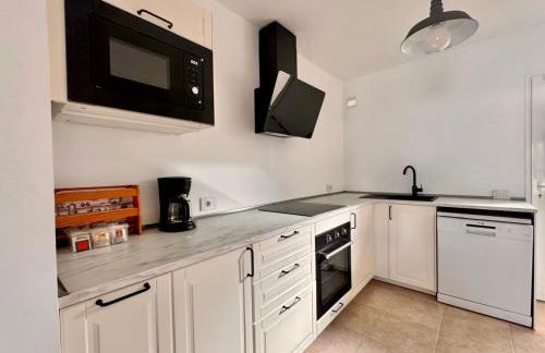 Queen Amanay - terrazza, confortevole, tranquillo, Wi-Fi, AC - Photo 9