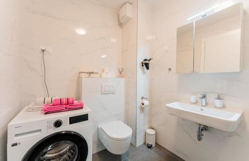 Flex SelfCheckIns 149 - Zagreb - Bedroom - Garage - Loggia - Foto 26