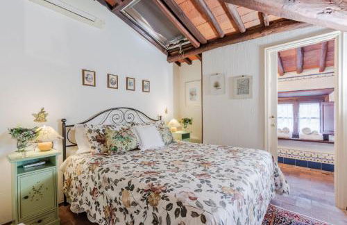 Le Bicocche Farmhouse: Country Stone Villa with Pool in Camaiore between Lucca & Beaches of Versilia - Foto 47