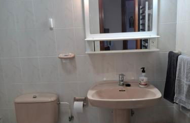 Alojamiento AJO con piscina y tenis - Ajo Palace - Foto 26