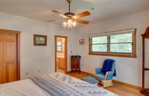 Beautiful Toledo Bend Retreat with Private Dock - Foto 15