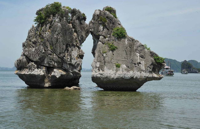 Excursion aux baies d'Halong et de Lan Ha - Photo 1