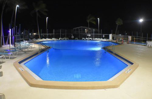 Pelican's Roost, Waterfront comfort at Venture Out - Foto 12