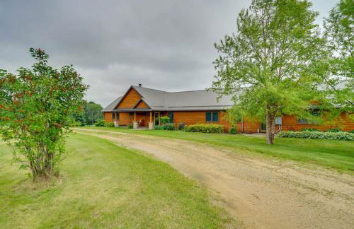 Hot Tub and Trail Access Spacious Stockholm Retreat - Photo 29