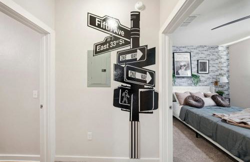 Stylish 2BR w Balcony, Pool & Pet-Friendly #15 - Foto 29