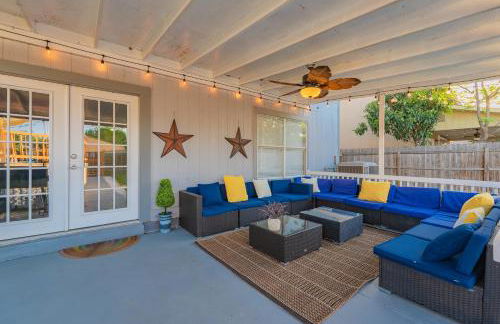 Luxury 5BR House with Pool by SeaWorld & Lackland - Foto 3