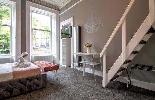 Studio Dream with Loft West End - Pass the Keys - Foto 19