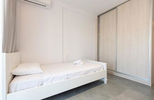 Eleni's Cozy Apartments Near Athens Airport By SEM - Foto 21