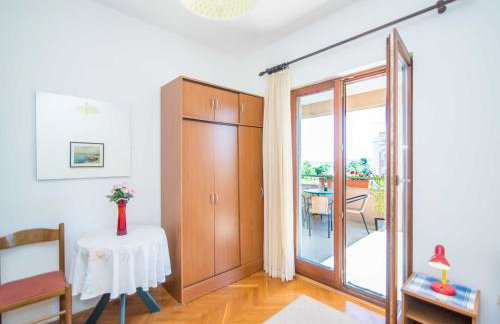 Comfortable Kastel Stafilic Apartment with Balcony - Two Bedroom Apartment with Balcony and Sea View - Foto 20