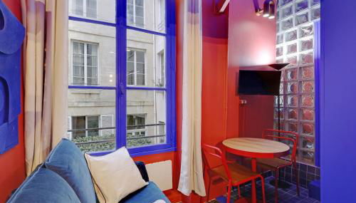 Cosy, Colourful Studio for 2 - Heart of "marais" - Foto 3