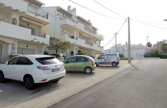 Apartment by Roses Beach With Pool - Photo 16