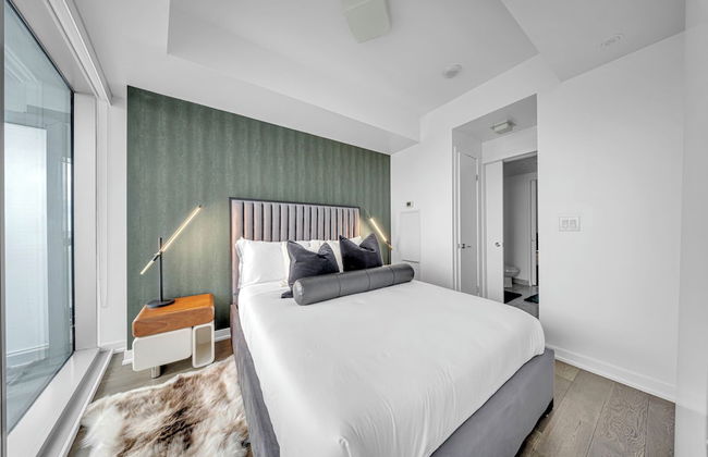 The Harbour Toronto - Photo 25