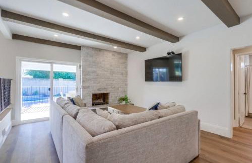 Gorgeous Upgraded 5 Bedroom & 3 Bath Home with pool - Foto 62