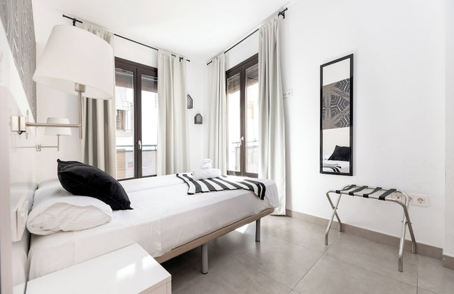 Nest Flats Granada - Photo 32