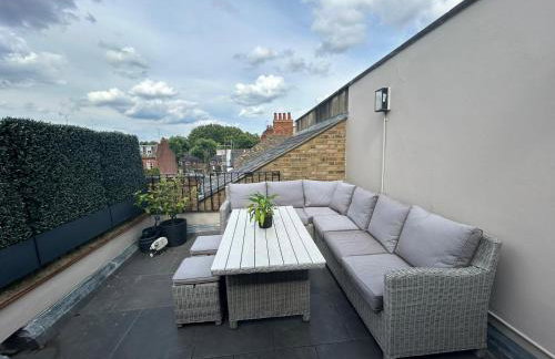 Beautiful and spacious 2 bed, 2 bath apartment bordering Fulham and Chelsea - entire apartment with private entrance - Foto 23