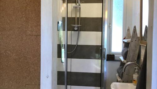 Small self contained room - Foto 3