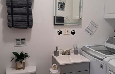 Fun Home in Pocono with Gameroom-Firpit-BBQ Grill-TV and AC in all rooms - Foto 50