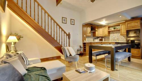 Portsmouth Maisonette with 5 Beds and Pool Table - Foto 2