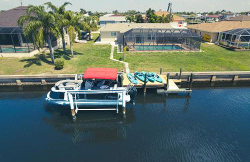 House With A Boat - Boat, Heated Pool, Kayaks - Foto 3