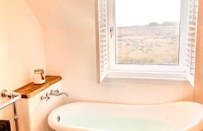 Kinnoull House near Stornoway Hot-Tub Sauna Pet Friendly - Photo 8