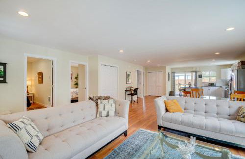 Westport Vacation Rental with Private Hot Tub! - Foto 6