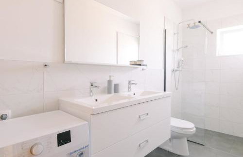 Apartment Ljubica with pool - Photo 37