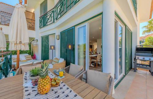 5 star Luxury SevenPines apartment with large balcony and 3 communal pool - Foto 8